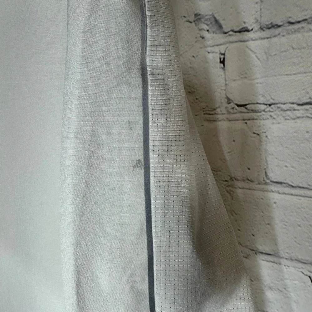 Lululemon Warp Light Packable Jacket Full Zip Reflective Beige Off-White XL